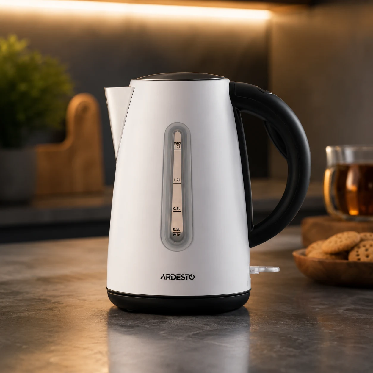 Електрочайник Ardesto EKL-F300W — Побутова техніка
