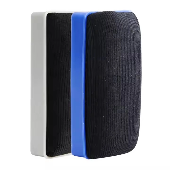 Губка для дошки M&G на магнітах 110х52х35мм — фото 2