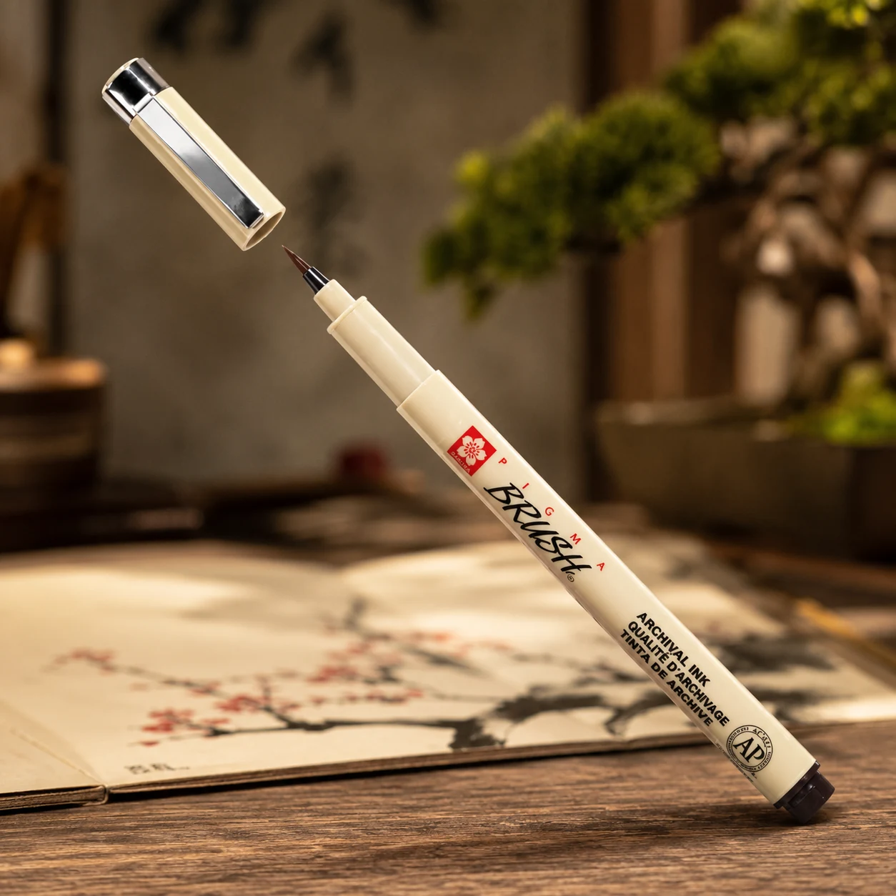 Лінер-пензель PIGMA Brush, Чорний, Sakura — Хобі та декор