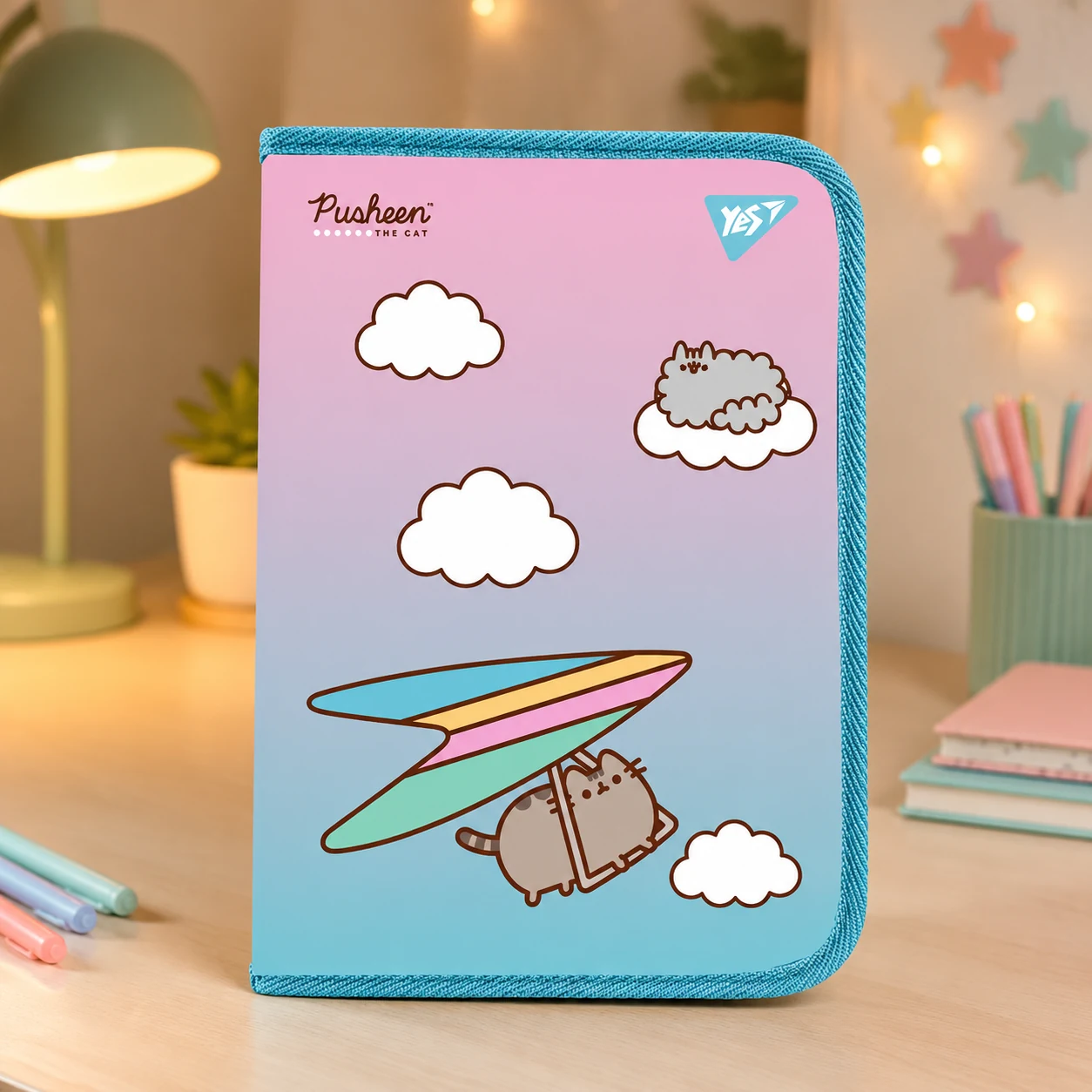 Папка для зошитів YES пластикова на блискавці В5 Pusheen Stormy 492204 — Шкільні канцтовари