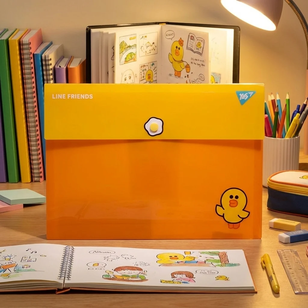Папка на кнопці А4 кольорова "Line Friends"