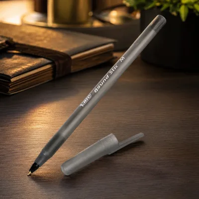 Ручка масляна Round Stic BIC чорна