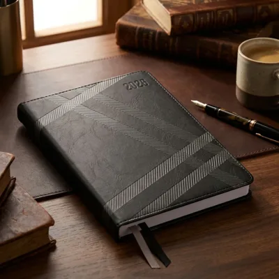 Щоденник датований А5 2026 Leo Planner Nero твердий чорний
