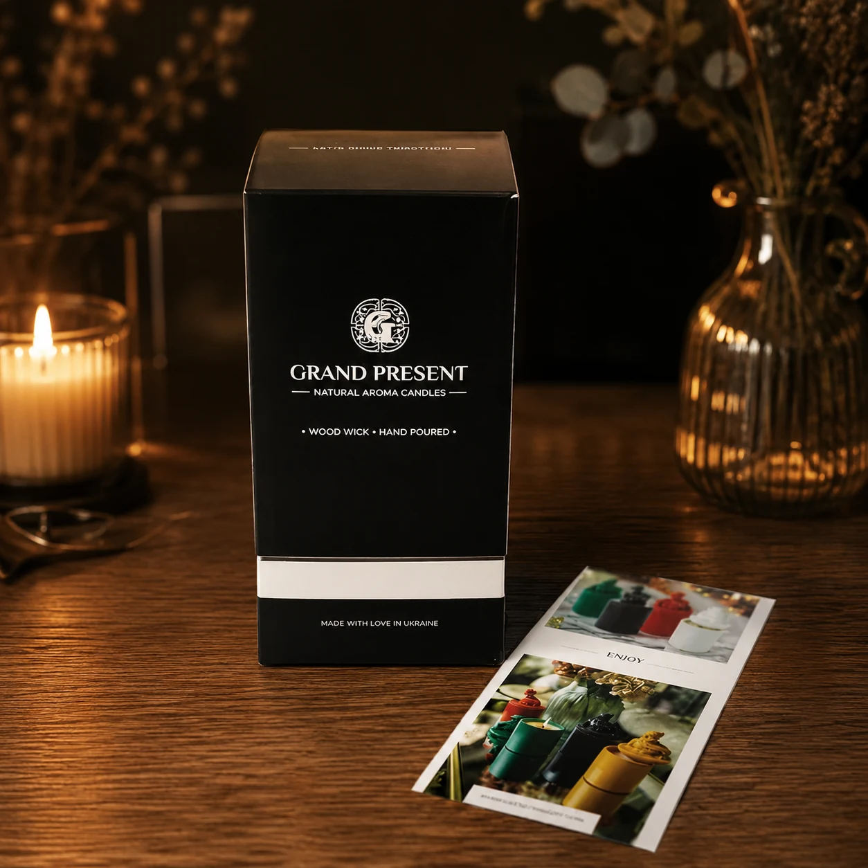 Свічка парфумована APOLLO BURLEY VANILLA BLACK 100% WOOD WAX 165g 35h NAC 1026BL — Подарунки та сувеніри