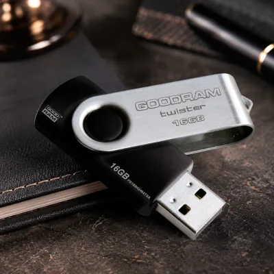 USB флеш накопичувач 32Gb GOODRAM UTS2 TWISTER USB2.0 (UTS2-0320K0R11)