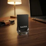 USB флеш SanDisk 32GB Ultra Fit USB 3.1 (SDCZ430-032G-G46) — фото 1