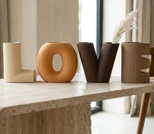 Ваза керамічна 15*14 см шоколад "Love" набір 4 штуки