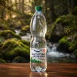 Вода мінеральна Карпатська джерельна слабогазована 1л — фото 1